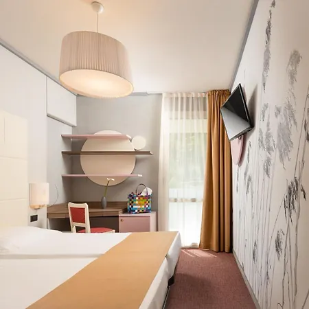 Hotel La Perla - Bike 3*