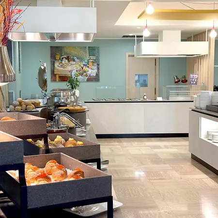 Hotel La Perla - Bike Garda (Verona)