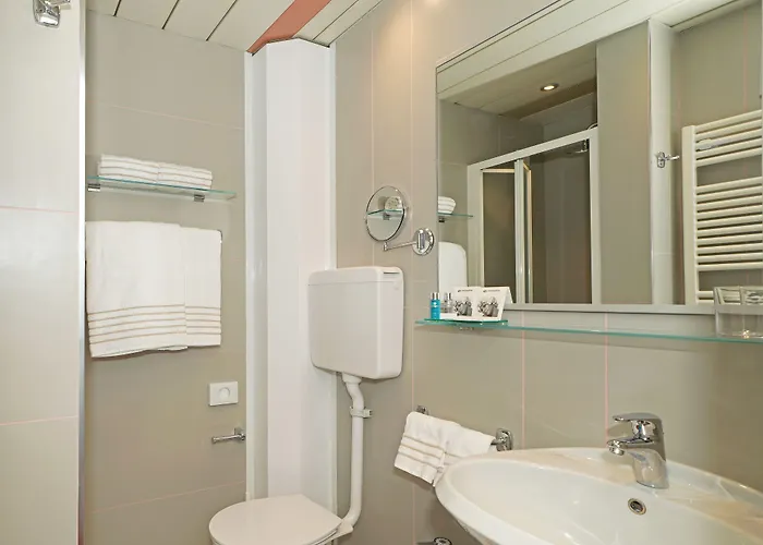 酒店 La Perla - Bike 3*