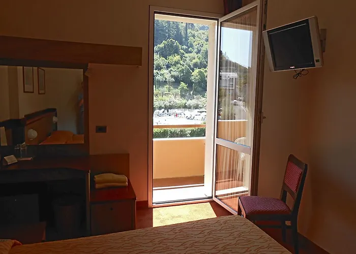 酒店 La Perla - Bike 3*